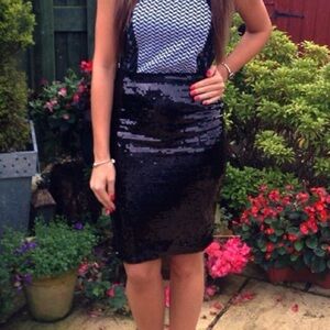 H&M dark navy blue black sequin knee length skirt
